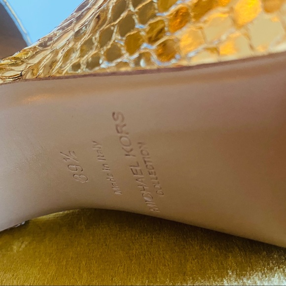 ✨✨✨ BRAND NEW✨✨✨ Michael KORS Collection Gold Python Platform Snakeskin Sandals - Picture 10 of 12
